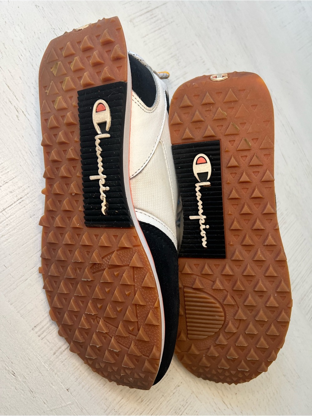 Champion Retro Sneakers - Picture 6 of 8